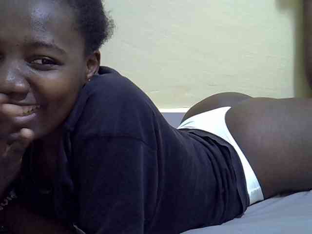 Sexydee14 webcam