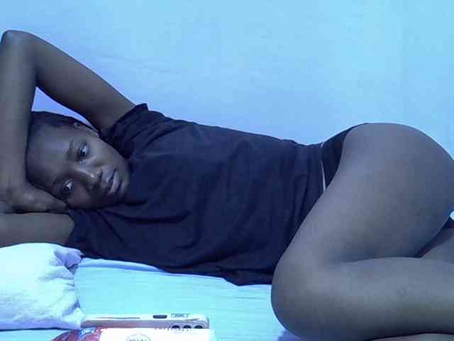 Sexydee14 webcam