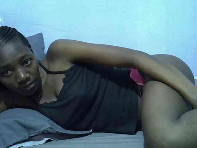 Sexydee14 webcam
