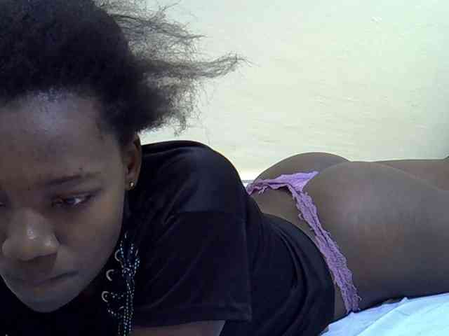 Sexydee14 webcam