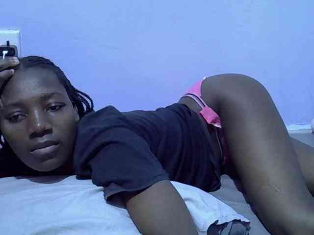 Sexydee14 webcam