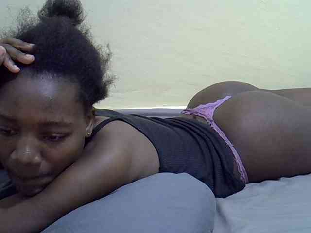 Sexydee14 webcam