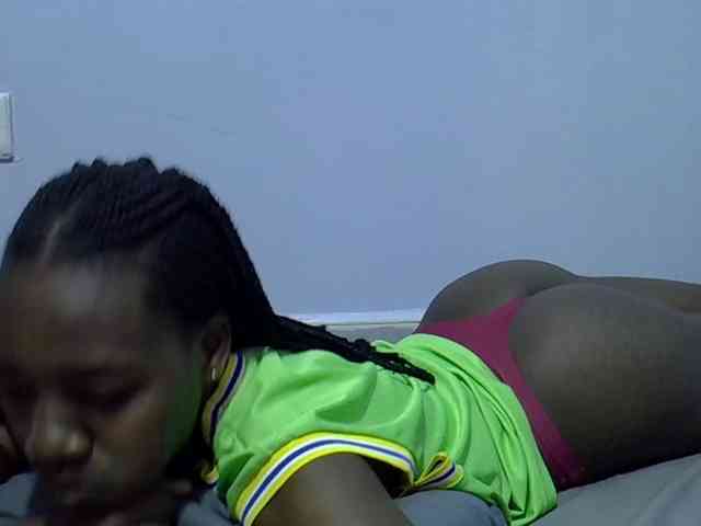 Sexydee14 webcam