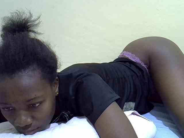 Sexydee14 webcam