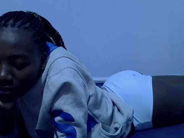 Sexydee14 webcam