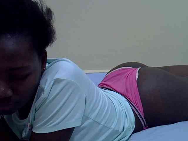 Sexydee14 webcam