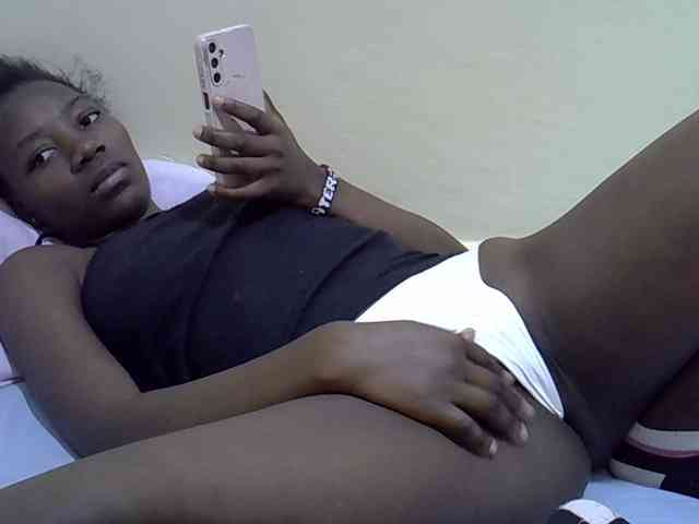Sexydee14 webcam