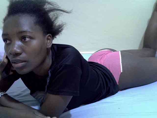 Sexydee14 webcam