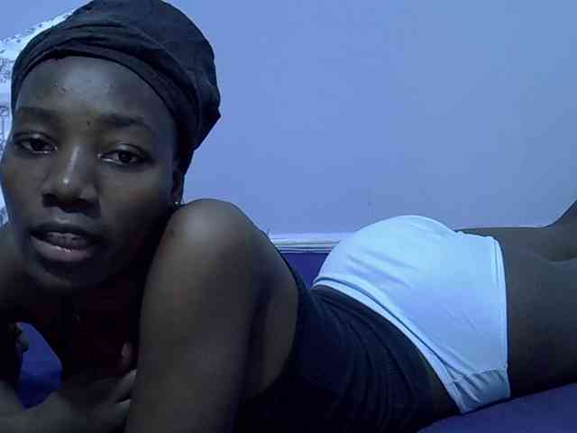 Sexydee14 webcam