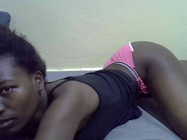 Sexydee14 webcam