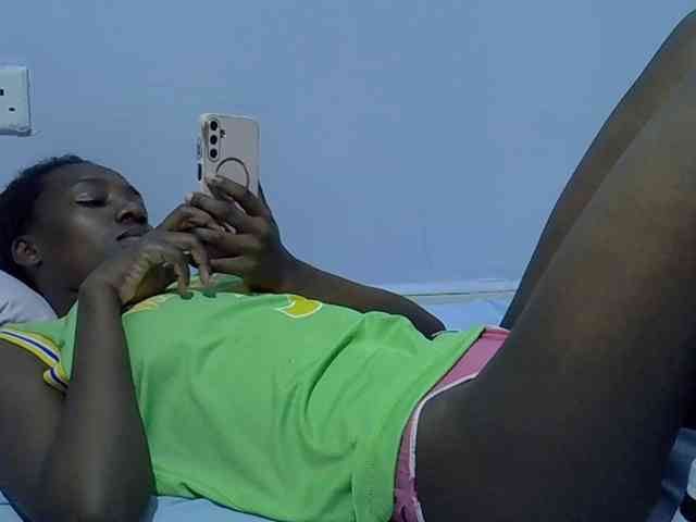 Sexydee14 webcam
