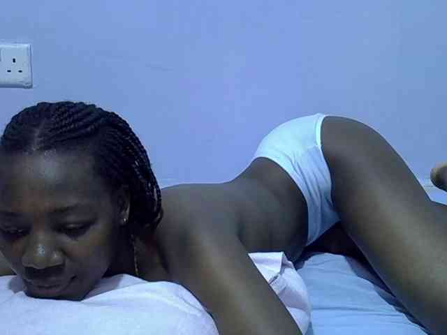 Sexydee14 webcam