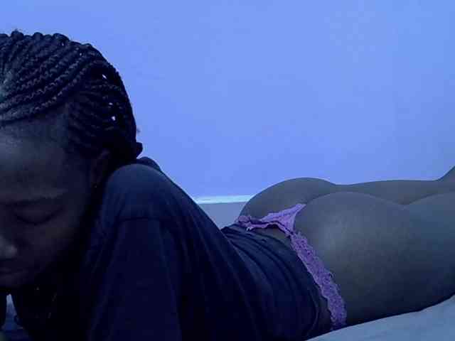 Sexydee14 webcam