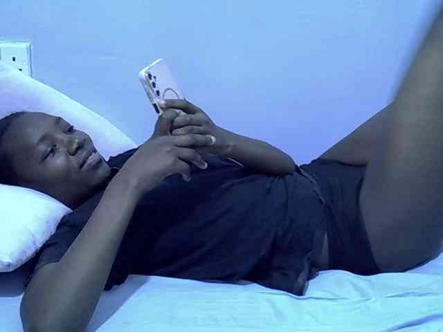 Sexydee14 webcam