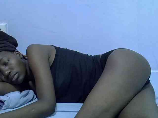 Sexydee14 webcam