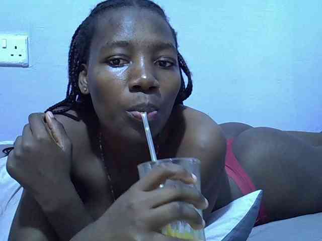 Sexydee14 webcam
