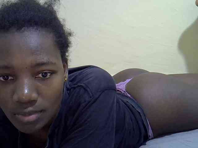 Sexydee14 webcam