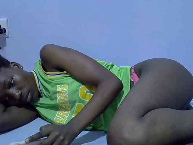 Sexydee14 webcam
