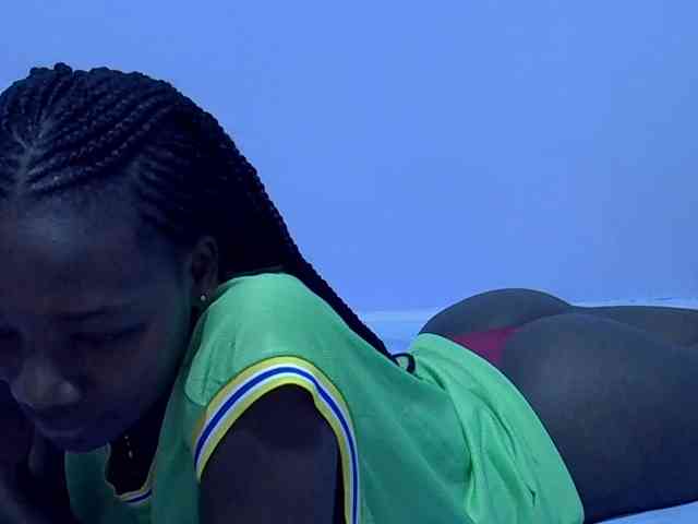 Sexydee14 webcam