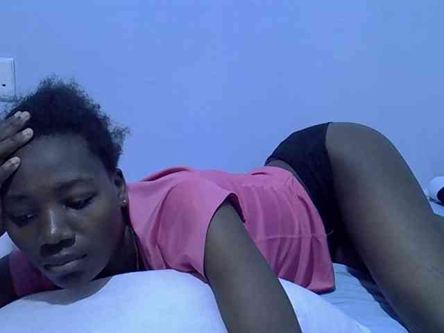 Sexydee14 webcam
