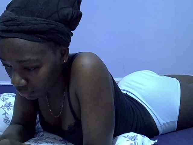 Sexydee14 webcam
