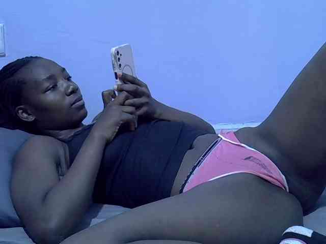 Sexydee14 webcam
