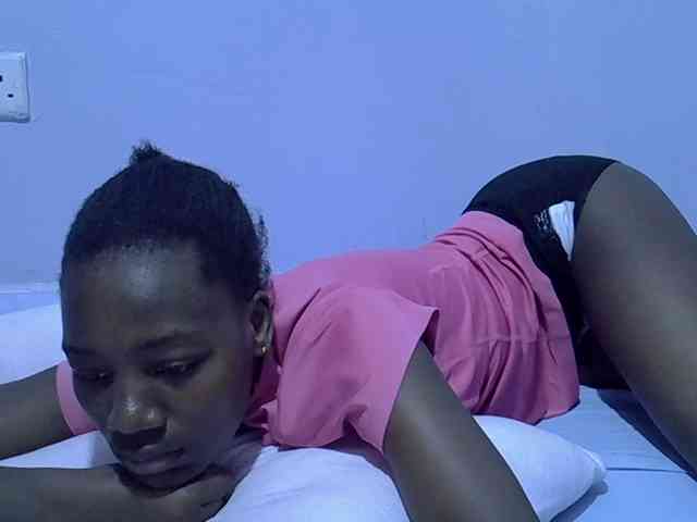 Sexydee14 webcam