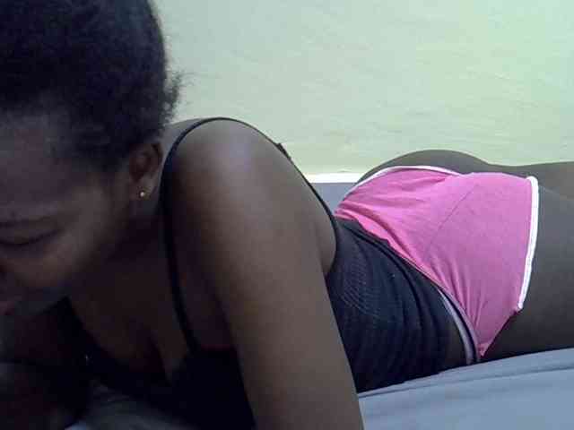 Sexydee14 webcam
