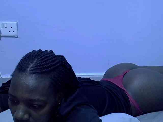 Sexydee14 webcam
