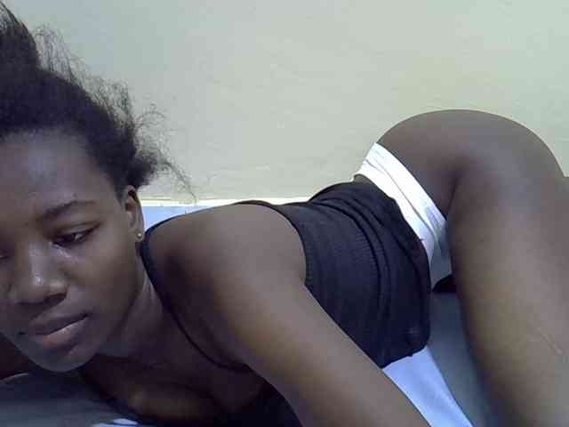 Sexydee14 webcam