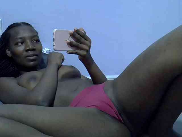 Sexydee14 webcam