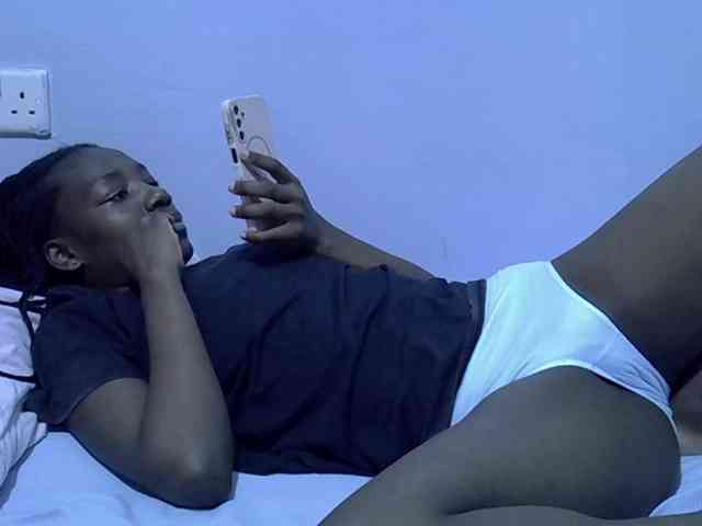 Sexydee14 webcam