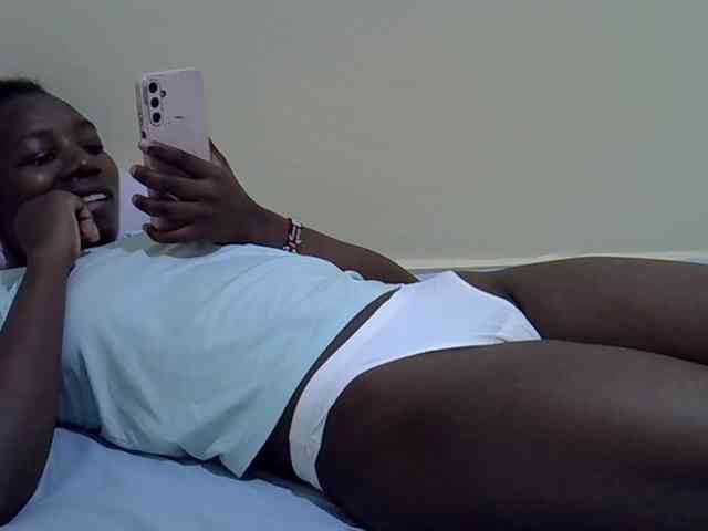 Sexydee14 webcam