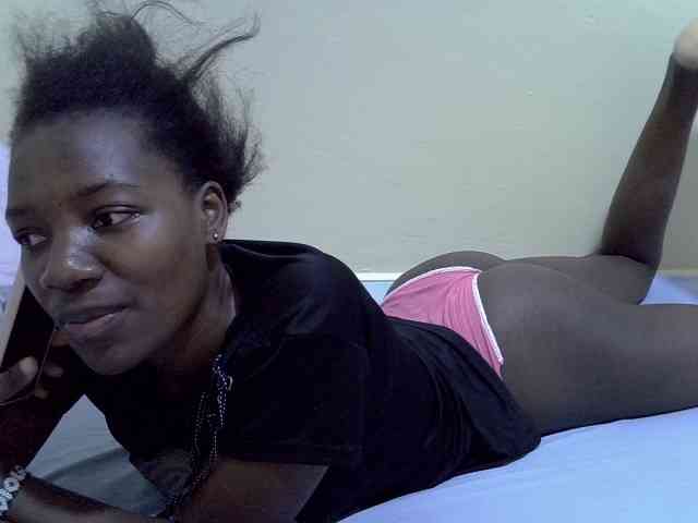 Sexydee14 webcam