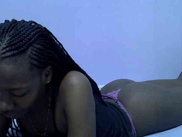 Sexydee14 webcam