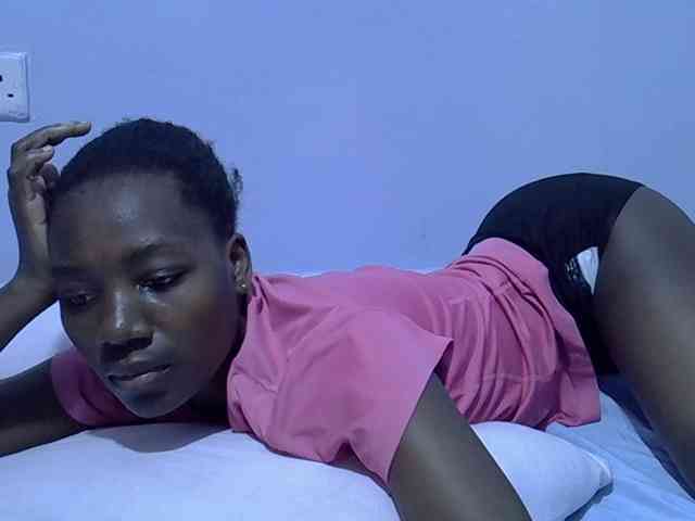 Sexydee14 webcam
