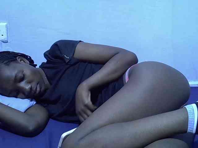 Sexydee14 webcam