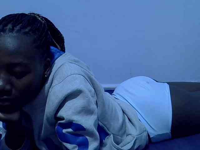 Sexydee14 webcam