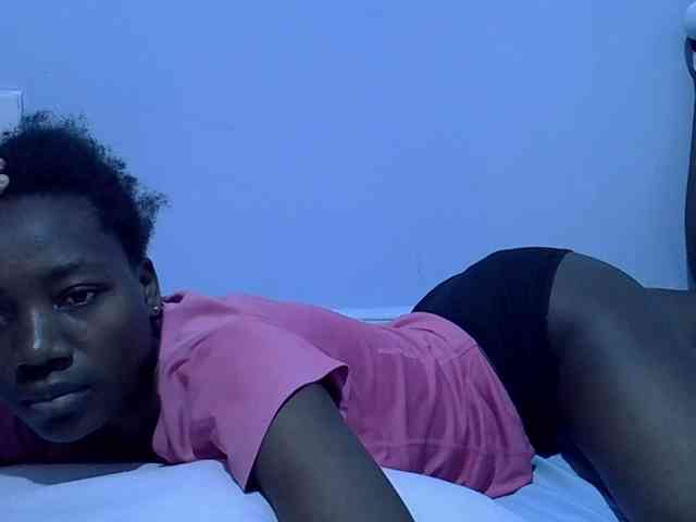 Sexydee14 webcam