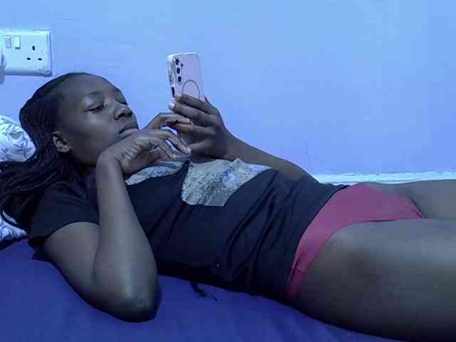 Sexydee14 webcam