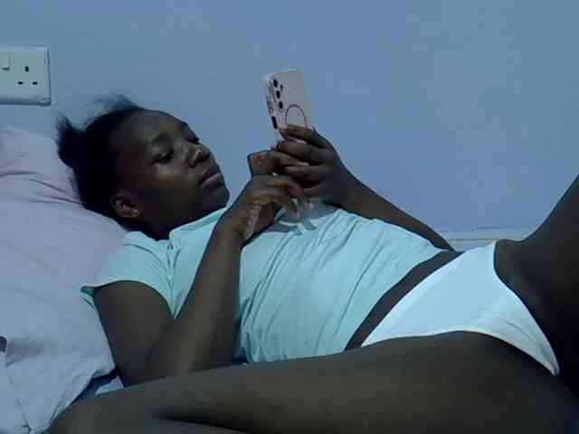 Sexydee14 webcam