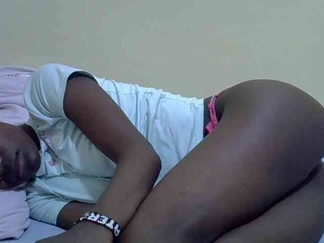 Sexydee14 webcam