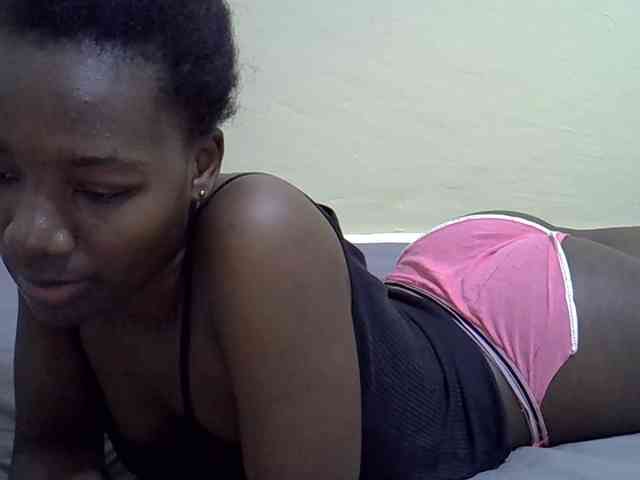Sexydee14 webcam