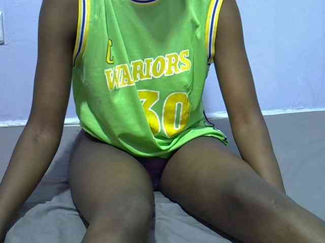 Sexydee14 webcam