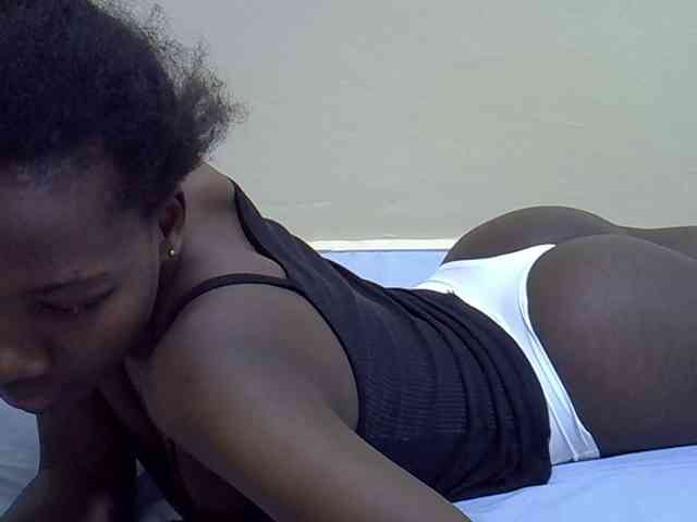 Sexydee14 webcam