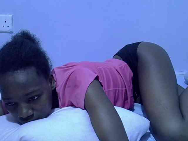 Sexydee14 webcam