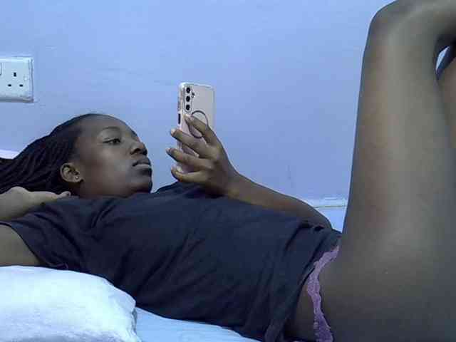 Sexydee14 webcam