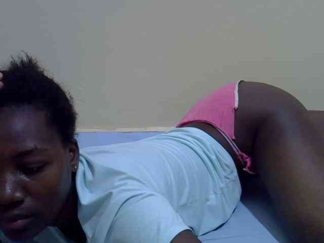 Sexydee14 webcam