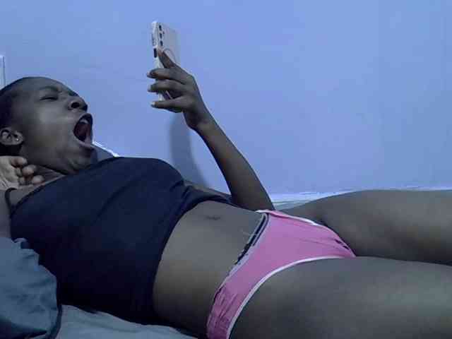 Sexydee14 webcam