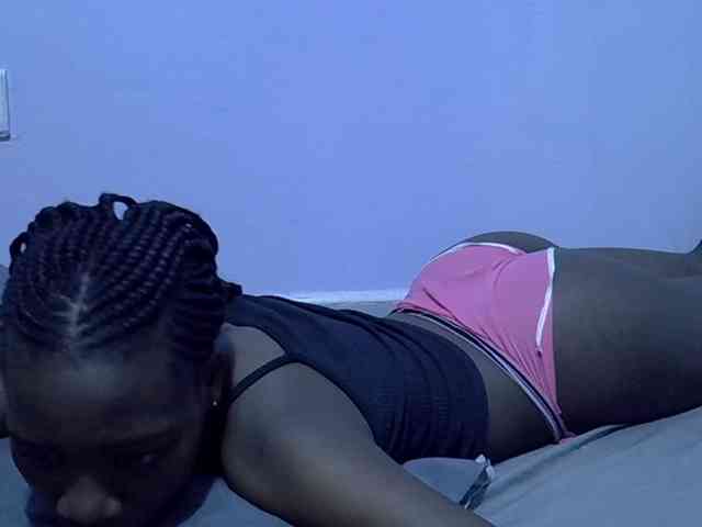 Sexydee14 webcam